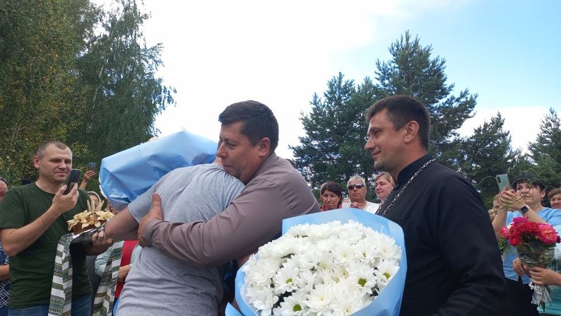 Зустріч з полону: додому повернувся Руслан Сало з Рівненщини