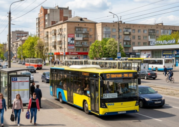 57 маршрут Рівне - автобус на лінії